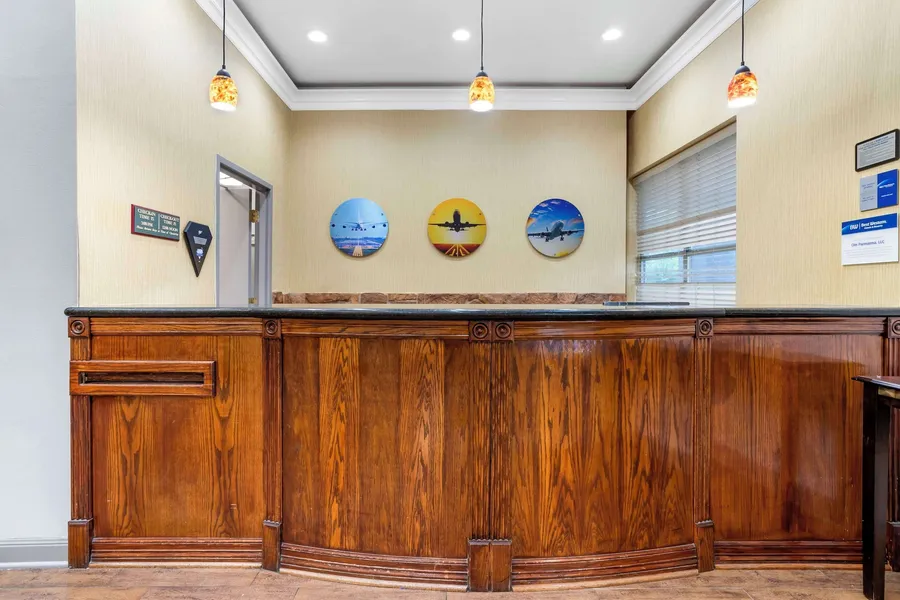 Best Western Plus Hobby Airport Inn & Suites hotel detail image 2