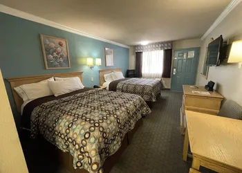 Americas Best Value Inn Houston Hobby Airport hotel thumbnail 8