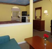 Scottish Inn & Suites hotel detail image 3