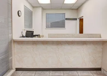 Knights Inn South Houston hotel thumbnail 4