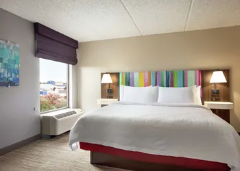 Hampton Inn Houston-Brookhollow hotel thumbnail 6