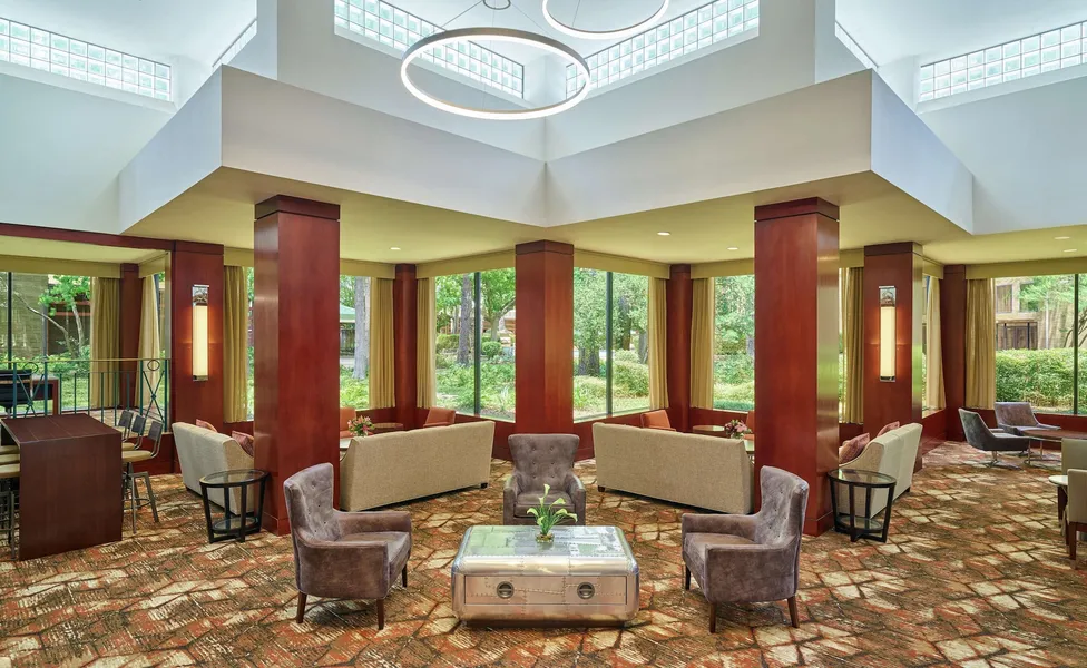 DoubleTree by Hilton Houston Intercontinental Airport hotel detail image 2