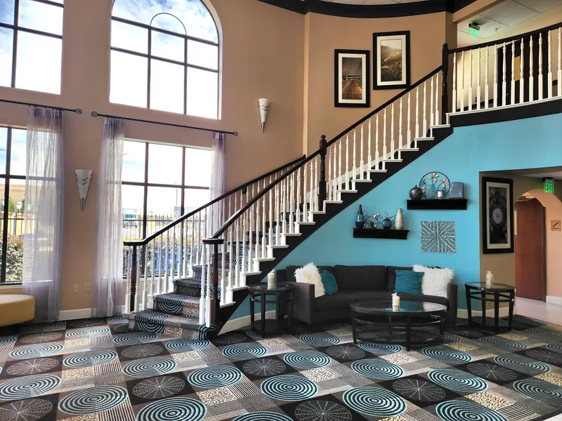 Days Inn & Suites by Wyndham Sam Houston Tollway hotel detail image 2