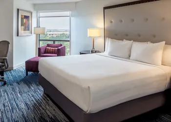 Sonesta Hotel Houston IAH Airport hotel thumbnail 7