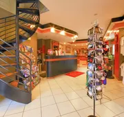 Econo Lodge At The Falls North hotel detail image 3