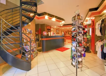 Econo Lodge At The Falls North hotel thumbnail 3
