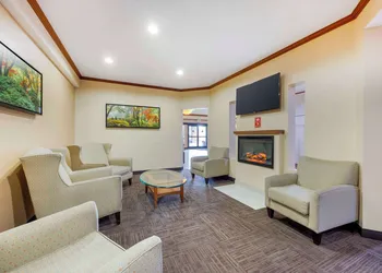 Best Western Plus Northwind Inn & Suites hotel thumbnail 4