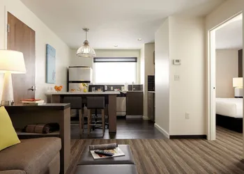 Hyatt House Portland Airport hotel thumbnail 4