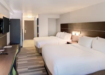 Holiday Inn Express Newberg - Wine Country by IHG hotel thumbnail 6