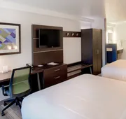 Holiday Inn Express Newberg - Wine Country by IHG hotel detail image 7