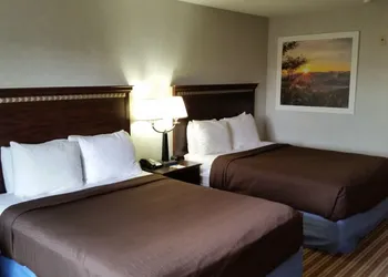 Days Inn & Suites by Wyndham Vancouver hotel thumbnail 7