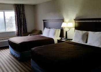 Days Inn & Suites by Wyndham Vancouver hotel thumbnail 8
