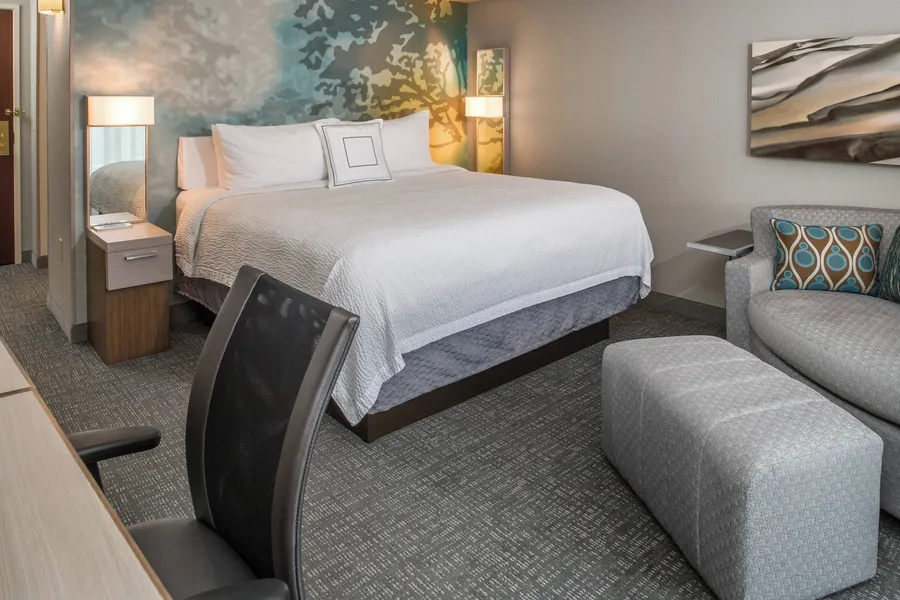 Courtyard by Marriott Portland North hotel detail image 6