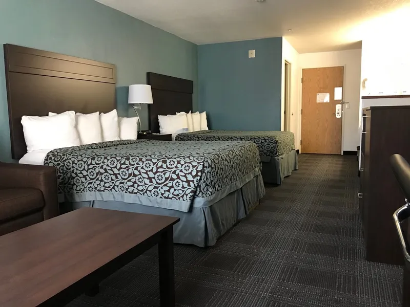 Days Inn & Suites by Wyndham Gresham hotel detail image 6