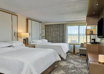 Sheraton Portland Airport Hotel hotel thumbnail 8