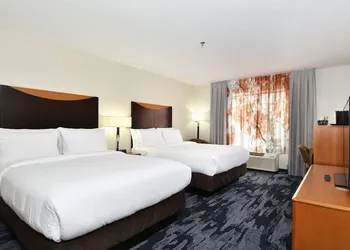 Fairfield Inn & Suites by Marriott Portland Airport hotel thumbnail 6