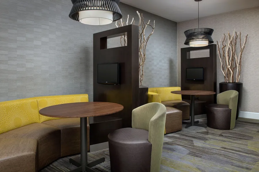 Courtyard by Marriott Portland Tigard hotel detail image 2