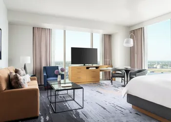 Four Seasons Hotel St Louis hotel thumbnail 7