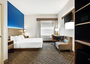 Comfort Inn & Suites O'Fallon - St. Louis Area hotel thumbnail 5