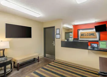 Extended Stay America Select Suites - St. Louis - Westport - E Lackland Rd hotel thumbnail 2