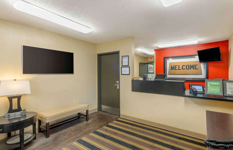 Extended Stay America Select Suites - St. Louis - Westport - E Lackland Rd hotel detail image 2