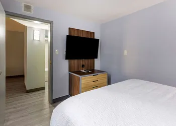 Best Western Plus St. Louis West-Westport hotel thumbnail 6