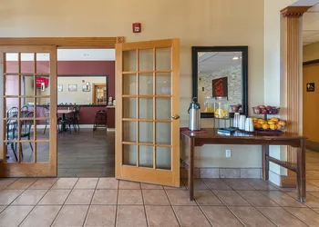 Red Roof Inn St Louis - Troy, IL hotel thumbnail 3