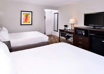 Elimwood Hotel, a Ramada by Wyndham hotel thumbnail 3