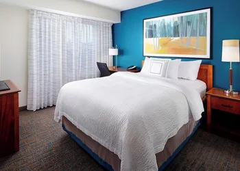 Residence Inn by Marriott St Louis Airport hotel thumbnail 3