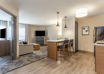 Candlewood Suites O Fallon by IHG hotel thumbnail 4