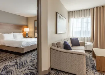Candlewood Suites O Fallon by IHG hotel thumbnail 7