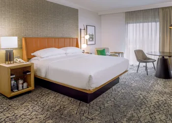 Sheraton Westport Plaza Hotel St. Louis hotel thumbnail 4