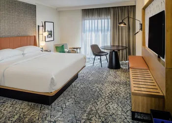 Sheraton Westport Plaza Hotel St. Louis hotel thumbnail 8
