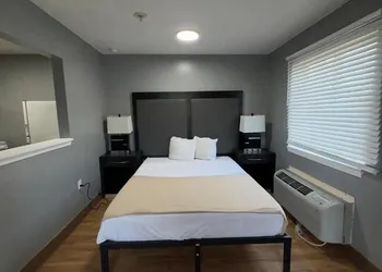 Welcome Suites Hazelwood hotel thumbnail 6