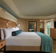 Edgewater Beach Hotel hotel detail image 3