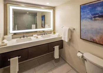 Hilton Marco Island Beach Resort and Spa hotel thumbnail 6