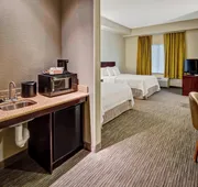 SpringHill Suites by Marriott Naples hotel detail image 4