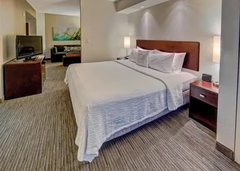 SpringHill Suites by Marriott Naples hotel thumbnail 6
