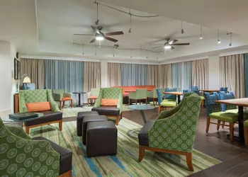 Hampton Inn Bonita Springs/Naples-North hotel thumbnail 4