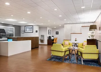 Hampton Inn Naples Central hotel thumbnail 4