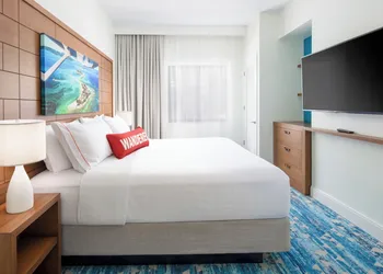 Compass by Margaritaville Hotel Naples hotel thumbnail 8