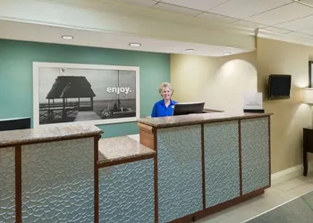 Hampton Inn Ellenton/Bradenton hotel thumbnail 2