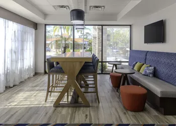 Hampton Inn Sarasota - I-75 Bee Ridge hotel thumbnail 4