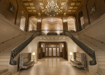 Fairmont Le Chateau Frontenac hotel thumbnail 5
