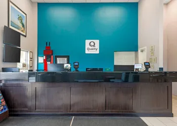 Quality Inn Bradenton North I-75 hotel thumbnail 2