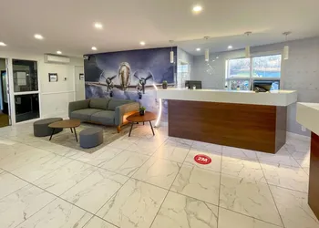 Clarion Pointe Quebec Airport hotel thumbnail 2