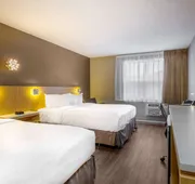 Clarion Pointe Quebec Airport hotel detail image 7