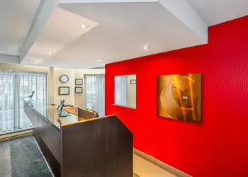 Comfort Inn Ancienne-Lorette - Quebec Airport hotel thumbnail 2