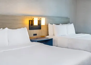Comfort Inn Ancienne-Lorette - Quebec Airport hotel thumbnail 4