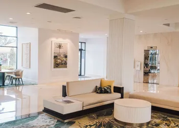 Hilton Palm Beach PBI hotel thumbnail 7